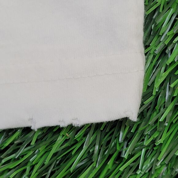 Shawn-Mendes Shirt Womens Medium 19x27 White - Picture 3 of 12